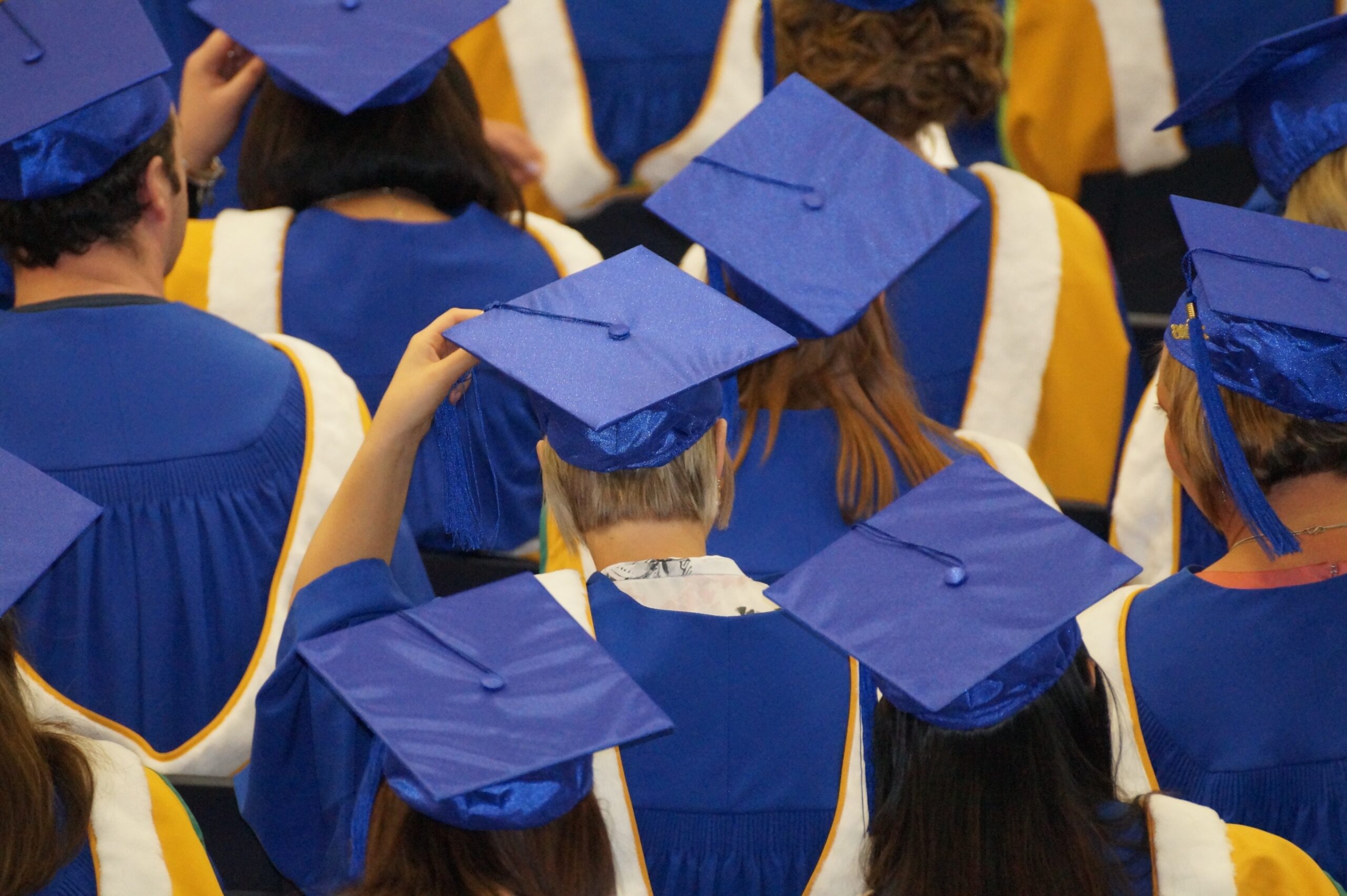 How to Apply to College Step by Step: Your Complete Guide
